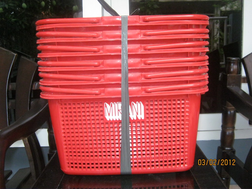 JUAL KERANJANG BELANJA PLASTIK MIRANI | JAKARTA | www.jualrakminimarket.com JUAL KERANJANG BELANJA PLASTIK MIRANI | JAKARTA | www.jualrakminimarket.com