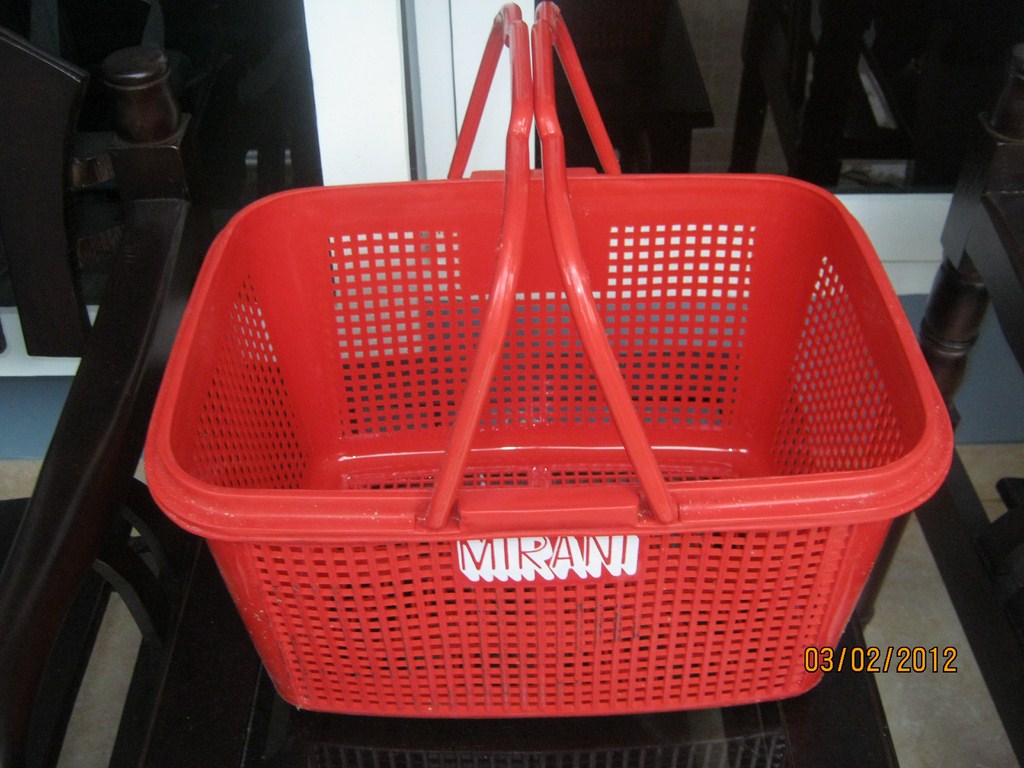 JUAL KERANJANG BELANJA PLASTIK MIRANI | JAKARTA | www.jualrakminimarket.com JUAL KERANJANG BELANJA PLASTIK MIRANI | JAKARTA | www.jualrakminimarket.com