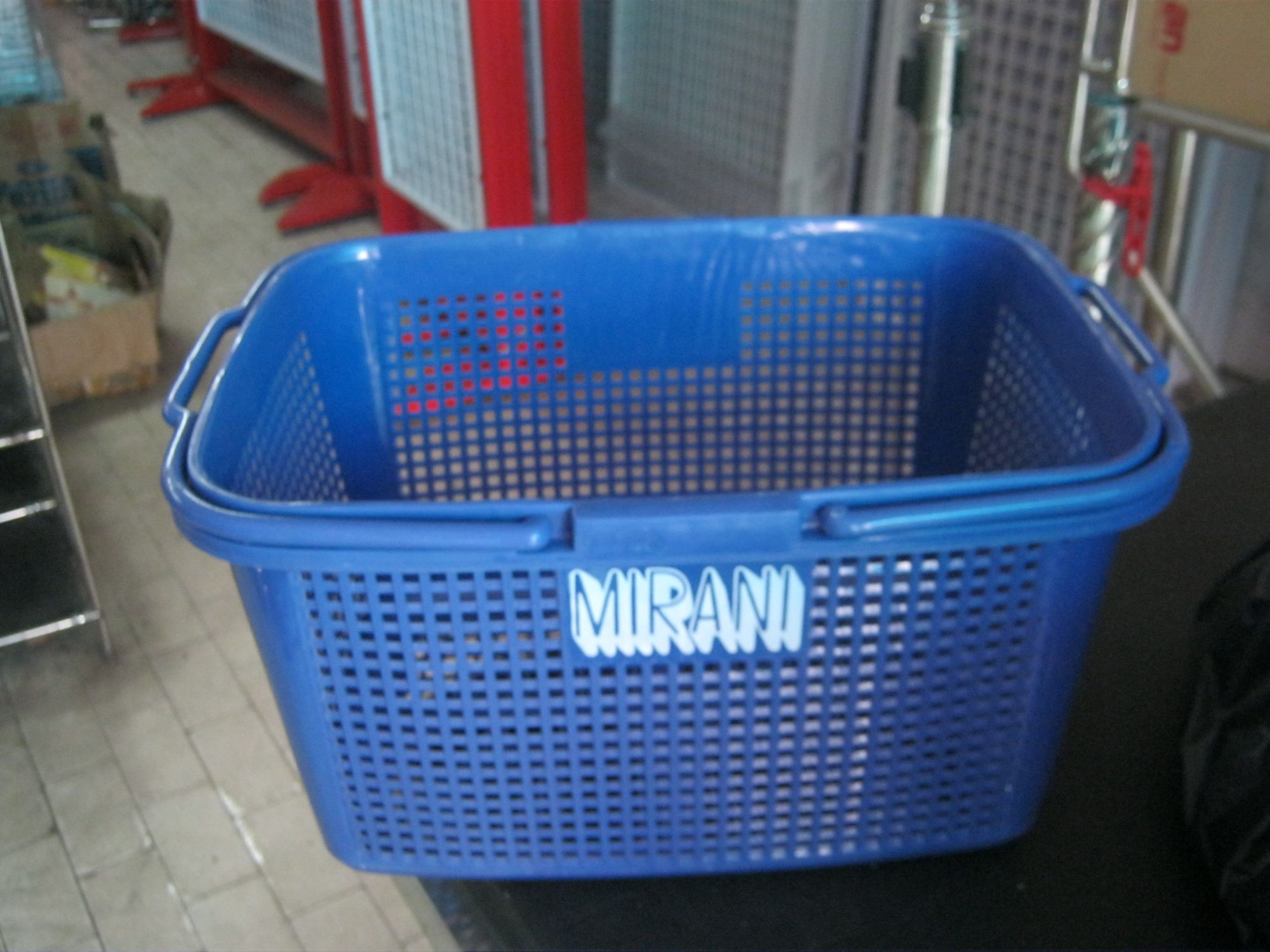 JUAL KERANJANG BELANJA PLASTIK MIRANI | JAKARTA | www.jualrakminimarket.com JUAL KERANJANG BELANJA PLASTIK MIRANI | JAKARTA | www.jualrakminimarket.com