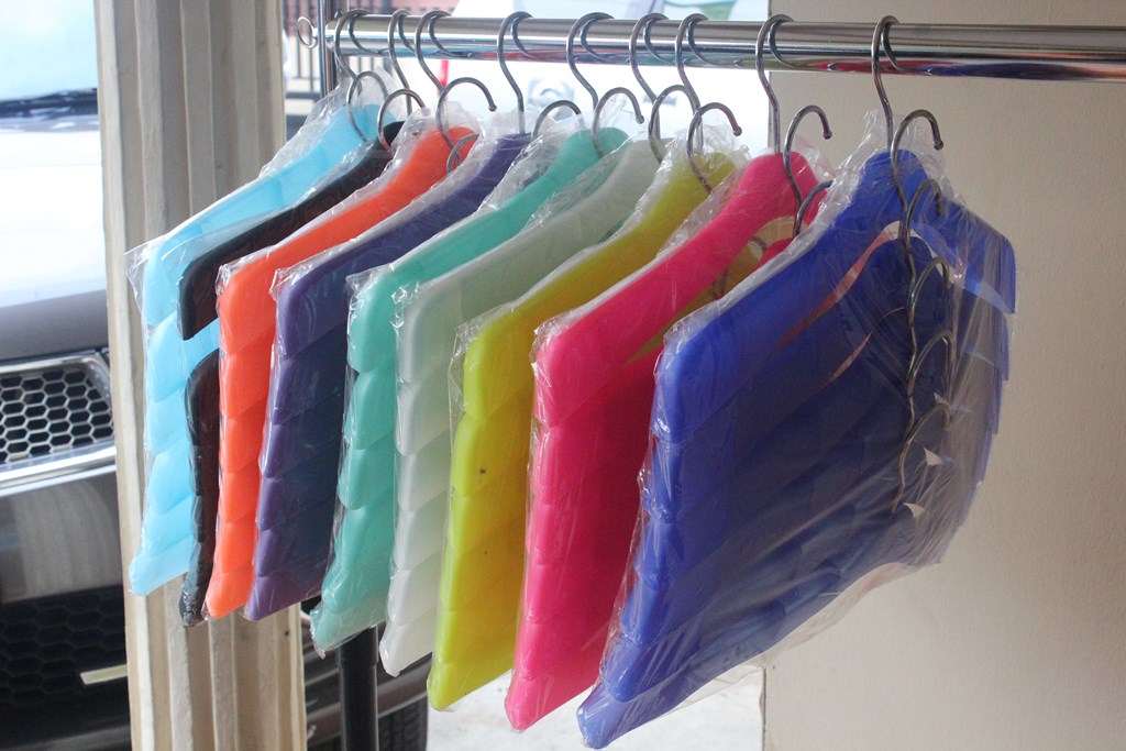 JUAL HANGER BAJU | PAKAIAN | JAS BESAR | KECIL | MURAH | CANTOLAN | JAKARTA | BANDUNG | SURABAYA | www.rajarakminimarket.com hanger jas