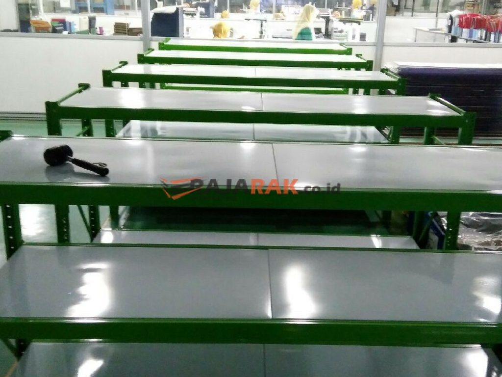 Pemasangan Rak Gudang Light Duty di Cikarang Barat Bekasi