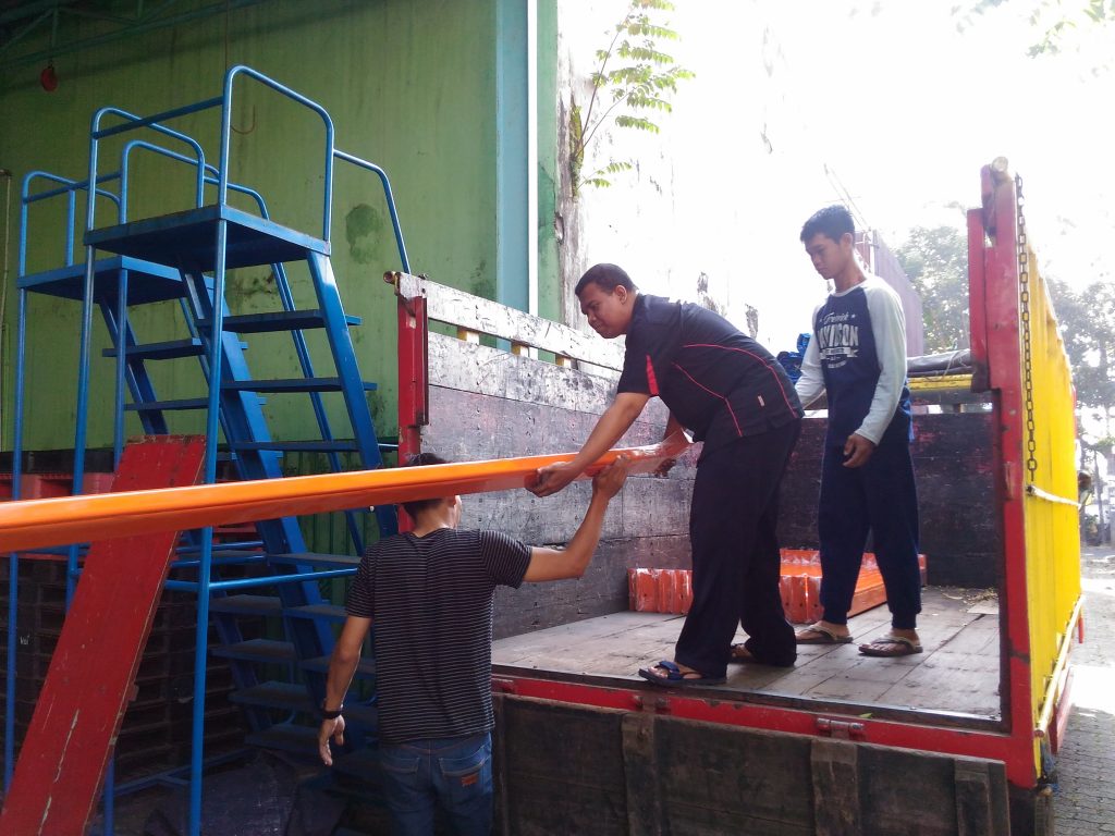 Pengiriman Rak Gudang Heavy Duty Plus Support Bar ke Bekasi Jawa Barat