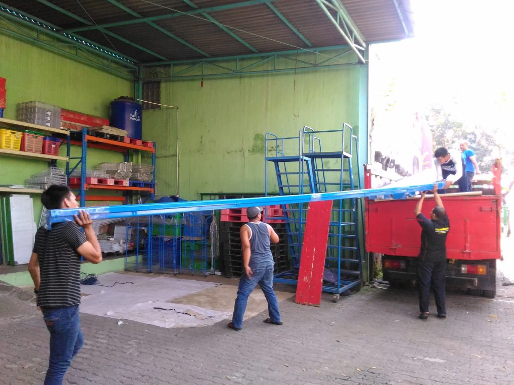 Pengiriman Rak Gudang Heavy Duty Plus Support Bar ke Bekasi Jawa Barat