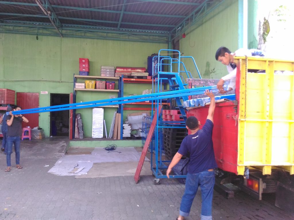 Pengiriman Rak Gudang Heavy Duty Plus Support Bar ke Bekasi Jawa Barat