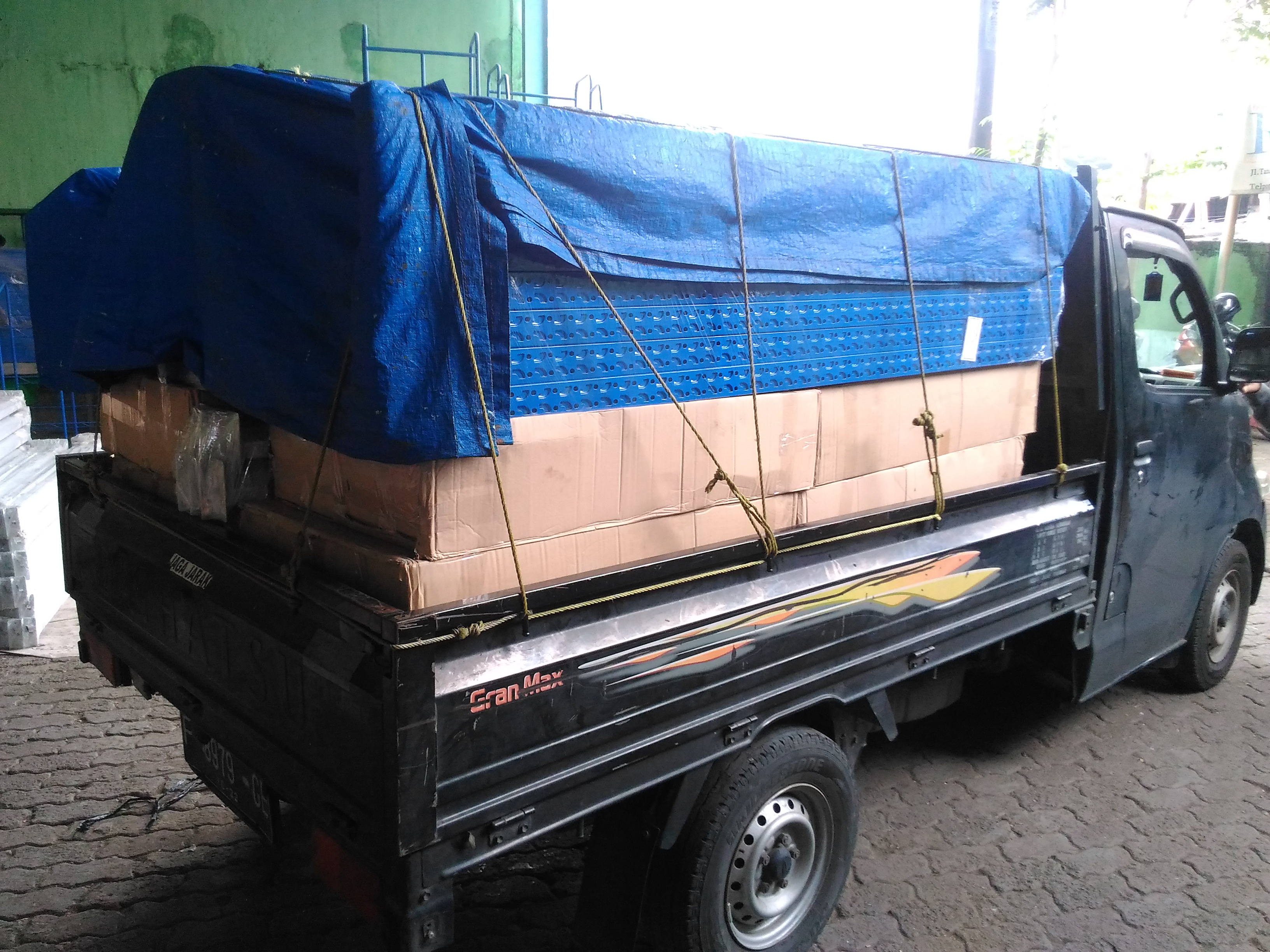 Pengiriman Rak Gudang Light Duty RR-36 ke Bengkulu