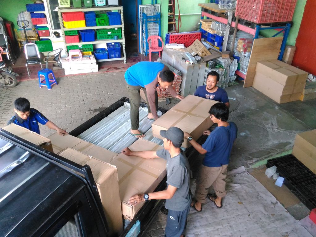 Pengiriman Rak Gudang Light Duty RR-36 ke Bekasi